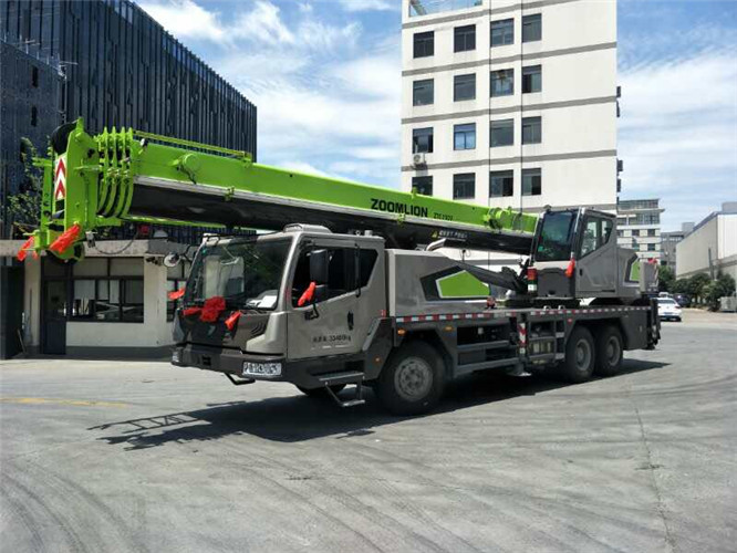 邱县跨街广告牌的高空安装注意事项